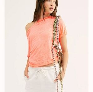 FREE PEOPLE TEE